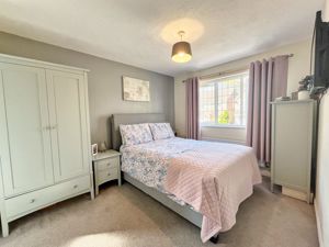 Photo 25- click for photo gallery